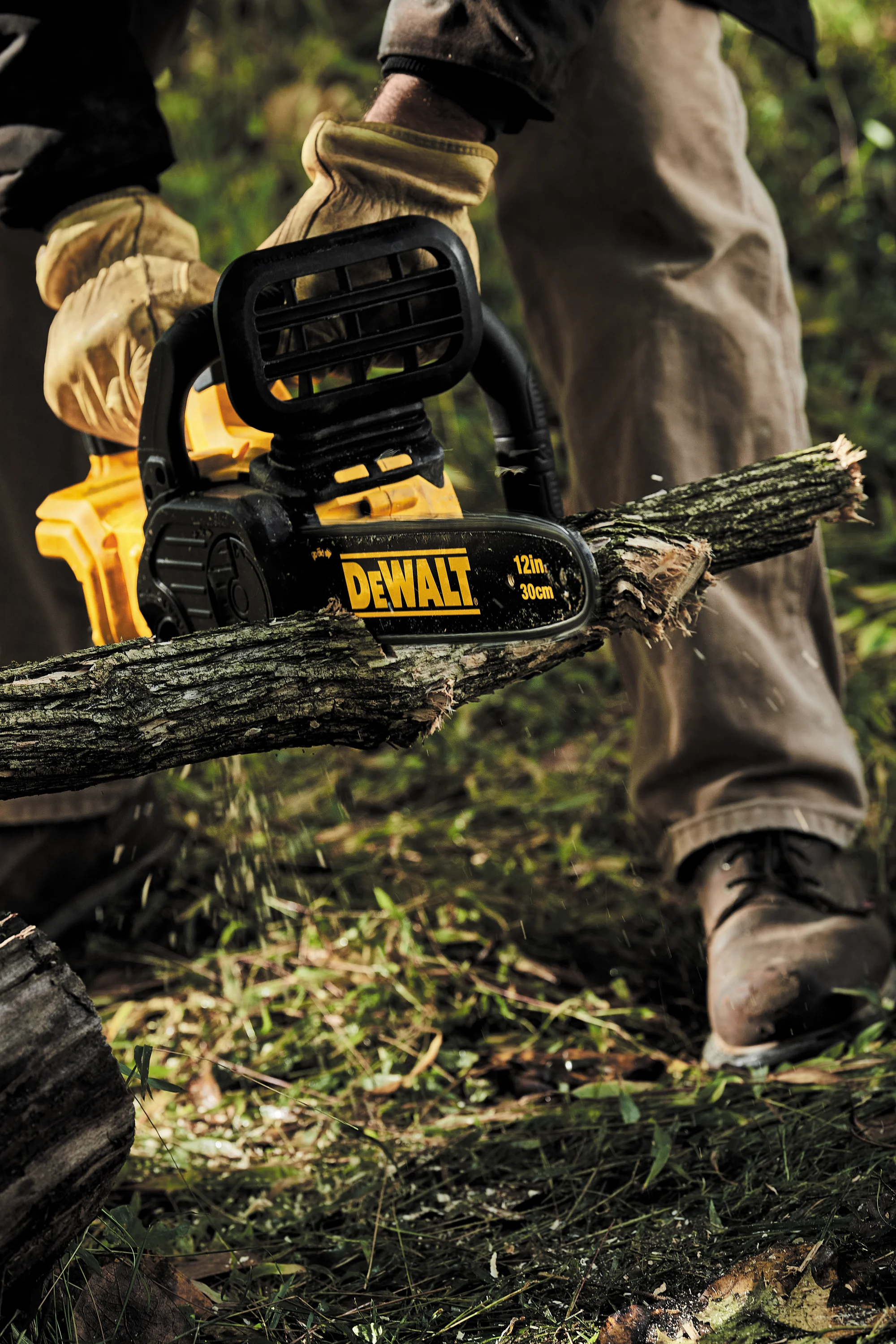 DeWalt Chainsaw DCCS620B