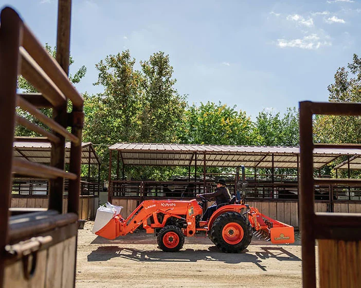 Kubota L Series Compact Tractor L2502HST-19390